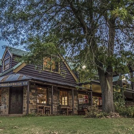 Gold Mine Guest House And Cafe Nundle Екстер'єр фото