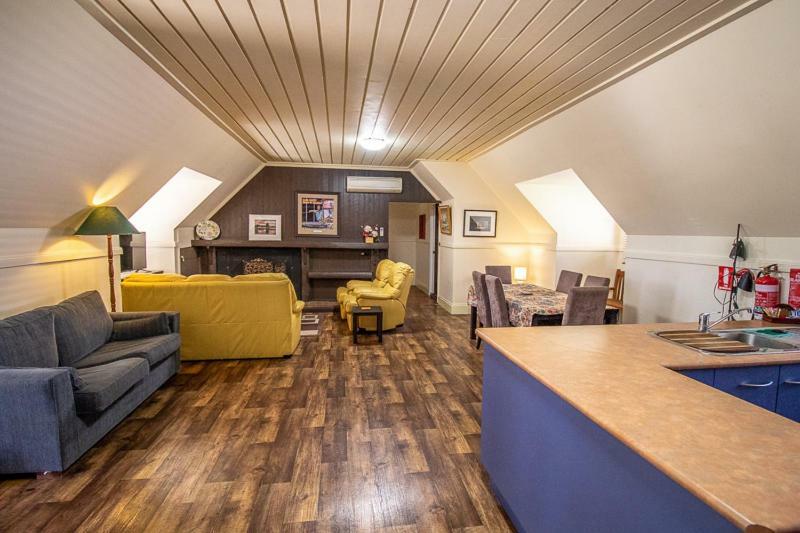 Gold Mine Guest House And Cafe Nundle Екстер'єр фото